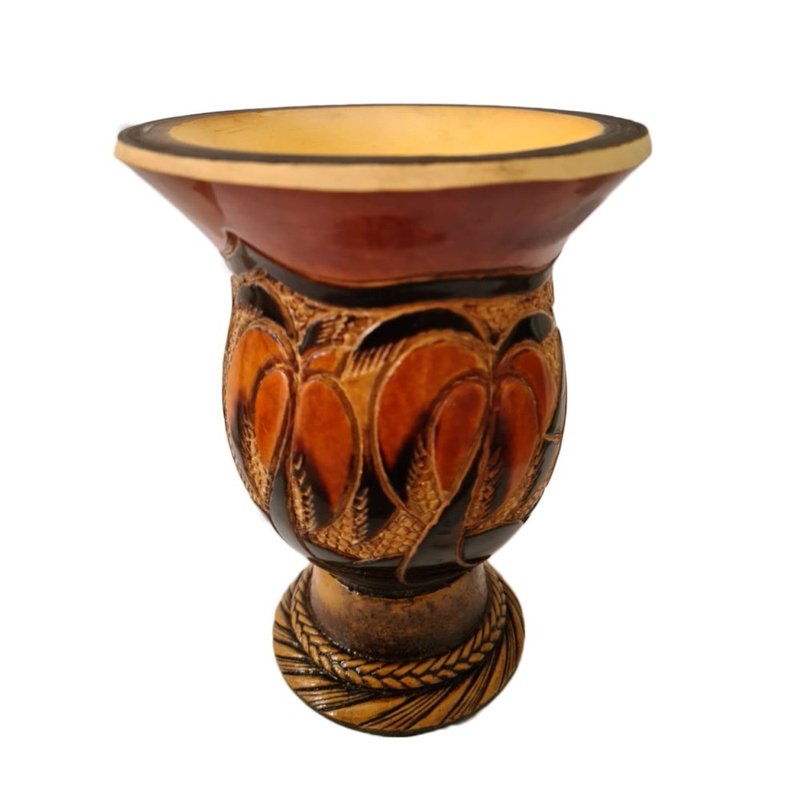 cuia de chimarrao porongo entalhada 3